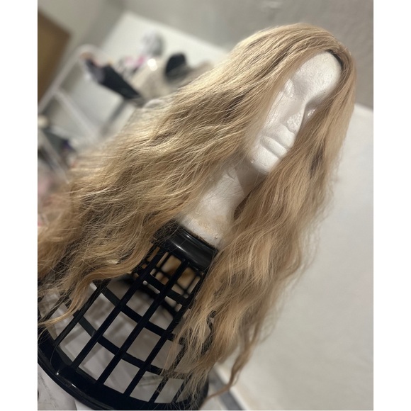 Other - Honey Blonde - Light Brown Synthetic Wig